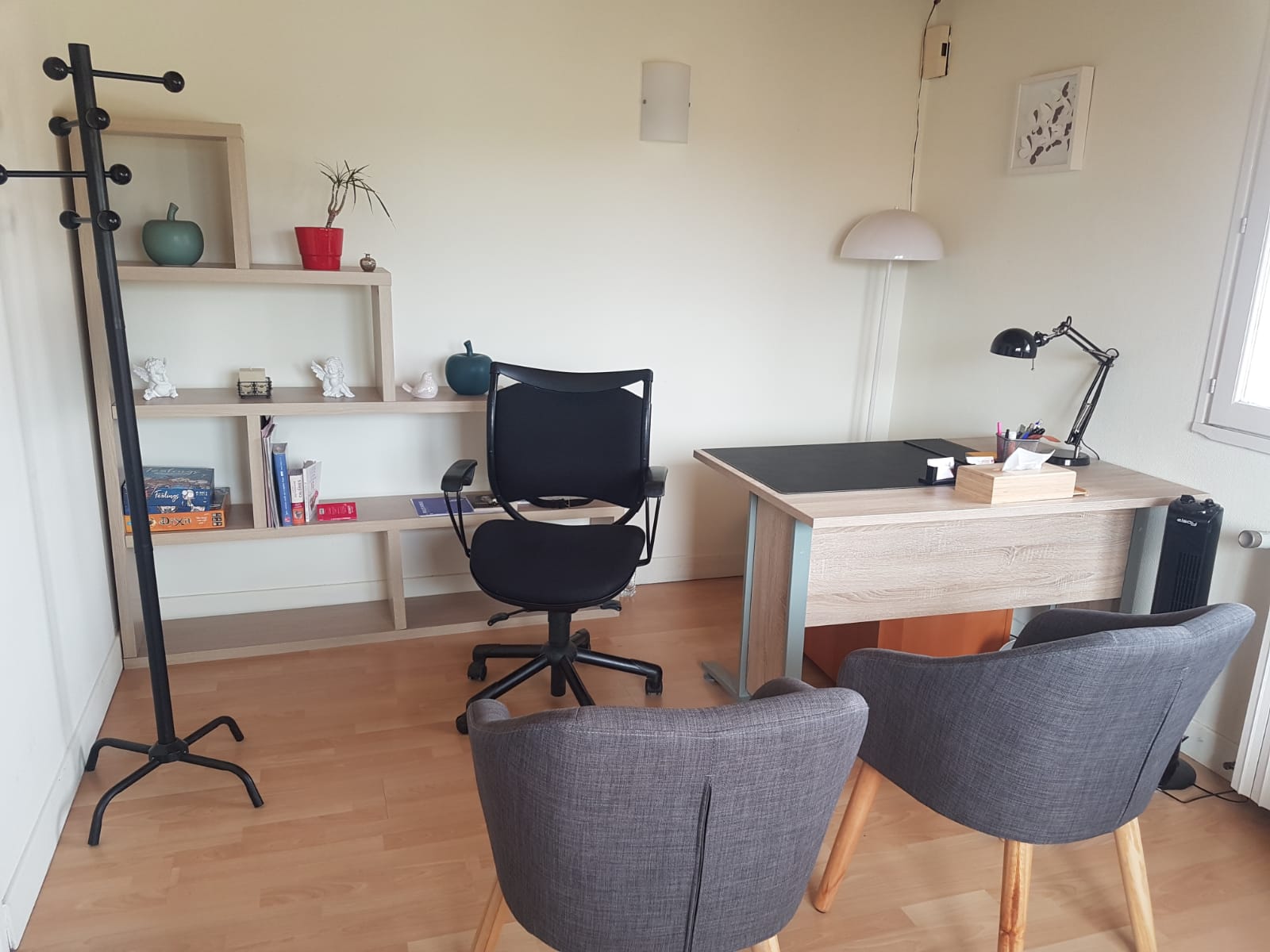 bureau pour adulte